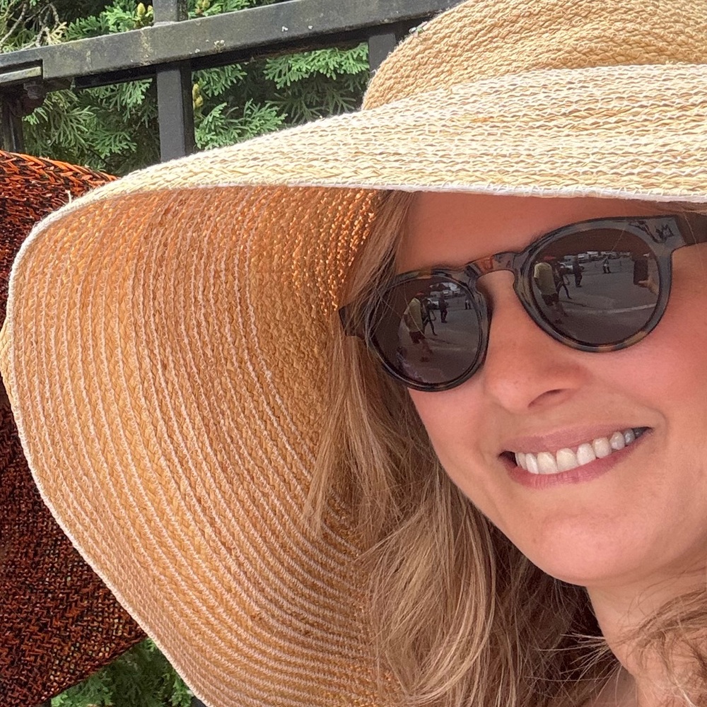 Meet your Posher, Natalie